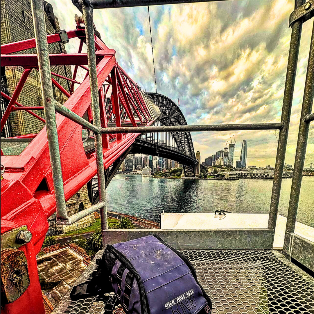 Stay Hydrated and Ready This Summer with the Sling Hydration Tool Bag